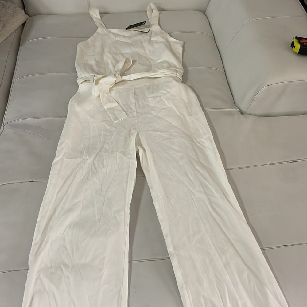 NWT Monrow white linen overall jumpsuit
Small